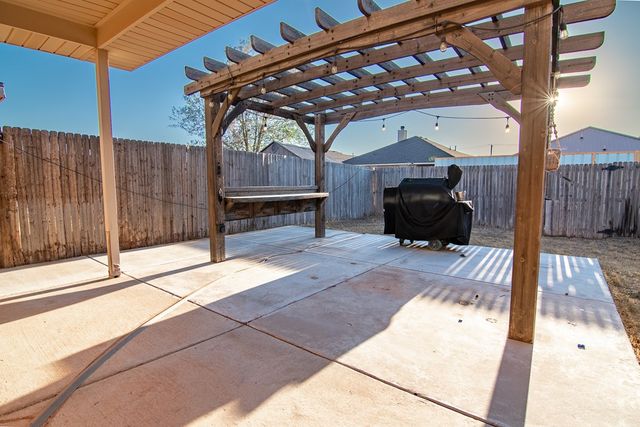 9125 Lamar Ave, Odessa, TX 79765