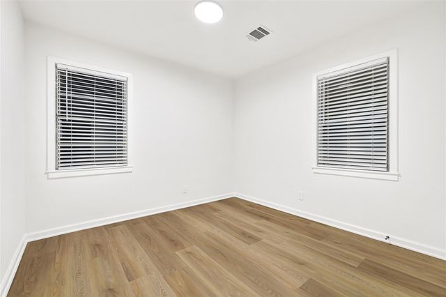 3129 Airport Boulevard, Houston, TX 77051