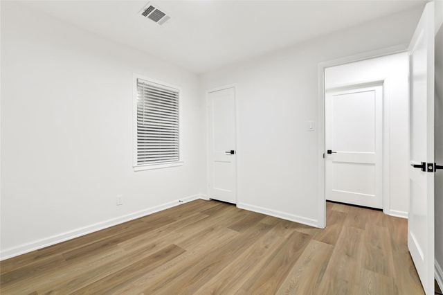 3129 Airport Boulevard, Houston, TX 77051