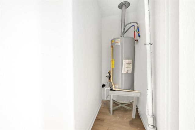 3129 Airport Boulevard, Houston, TX 77051