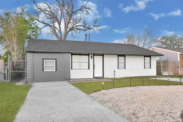 3129 Airport Boulevard, Houston, TX 77051