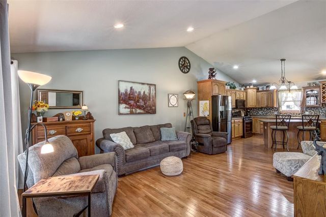 3310 Midway Street, Eau Claire, WI 54703