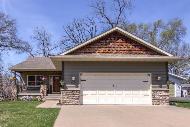3310 Midway Street, Eau Claire, WI 54703