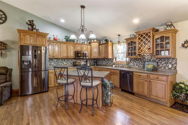 3310 Midway Street, Eau Claire, WI 54703