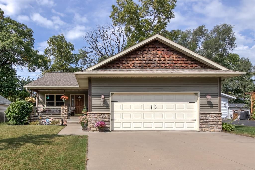 3310 Midway Street, Eau Claire, WI 54703