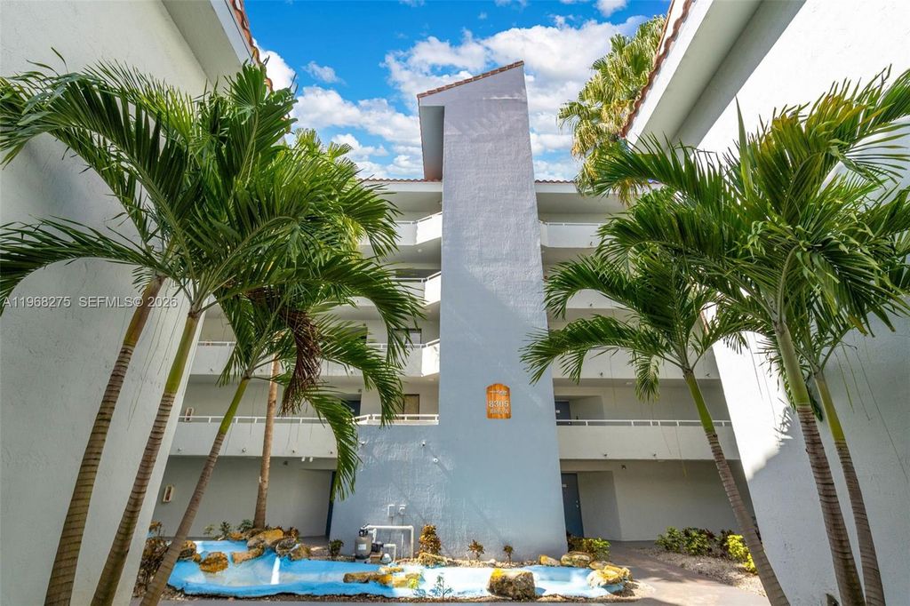 8305 SW 152nd Avenue A107, Miami, FL 33193