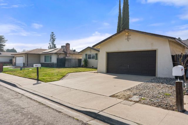 2261 PEACE Way, Turlock, CA 95382
