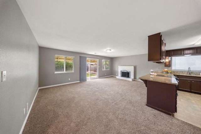 2261 PEACE Way, Turlock, CA 95382