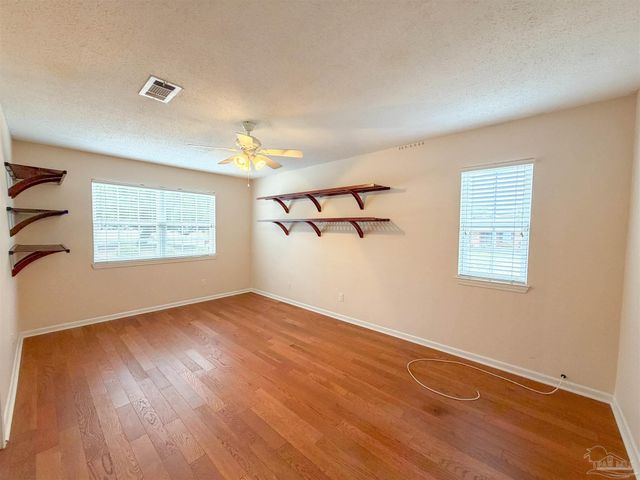 3915 Potosi Rd, Pensacola, FL 32504