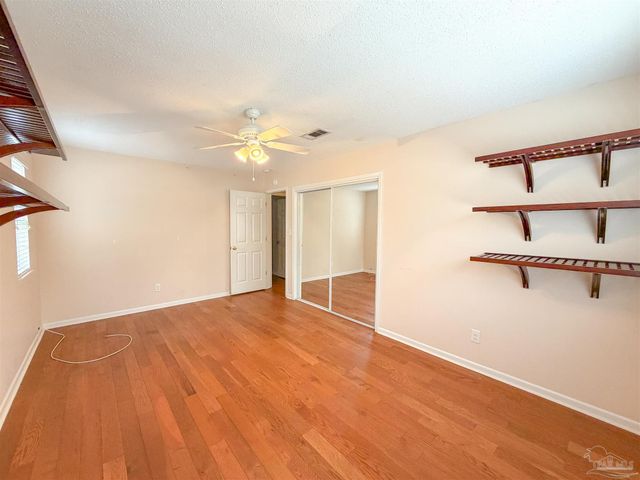 3915 Potosi Rd, Pensacola, FL 32504