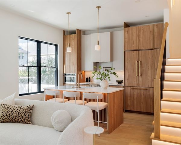 20 Keith St 20, Watertown, MA 02472