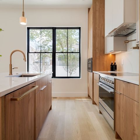 20 Keith St 20, Watertown, MA 02472