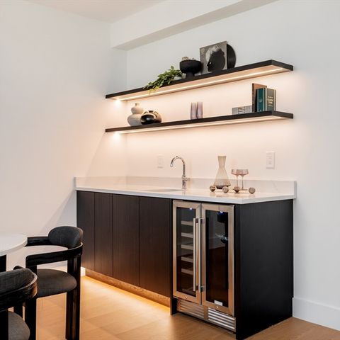 20 Keith St 20, Watertown, MA 02472
