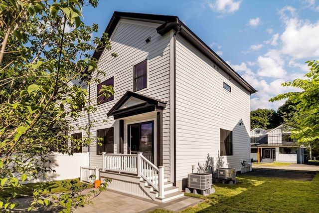 20 Keith St 20, Watertown, MA 02472