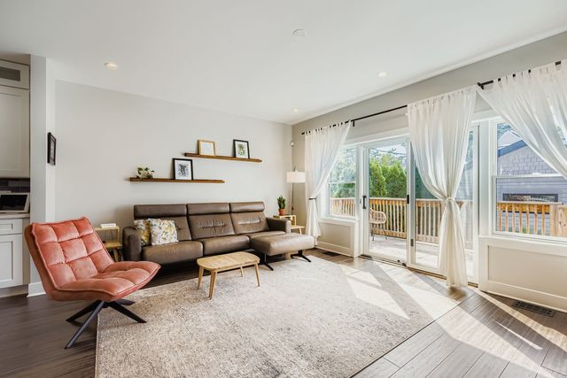 3120 N Spaulding Avenue, Chicago, IL 60618