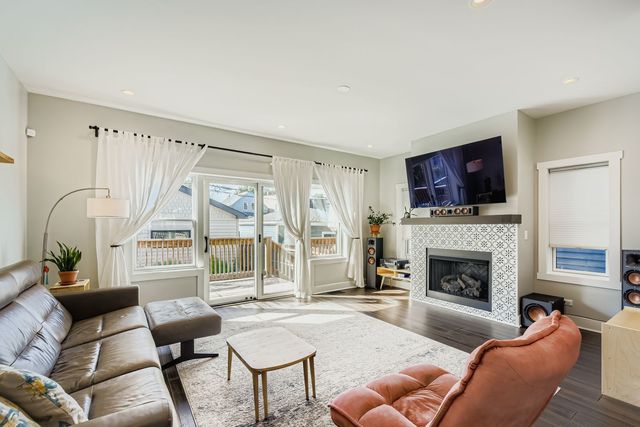 3120 N Spaulding Avenue, Chicago, IL 60618