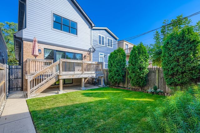 3120 N Spaulding Avenue, Chicago, IL 60618