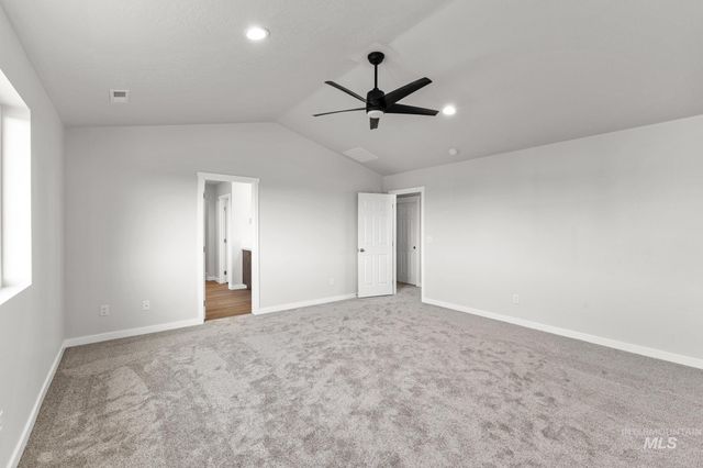 1699 Gyrfalcon St, Middleton, ID 83644