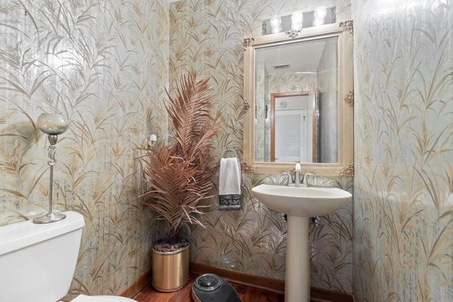 151 Gleneagles Drive, Niceville, FL 32578