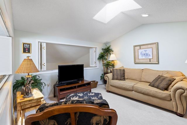 151 Gleneagles Drive, Niceville, FL 32578