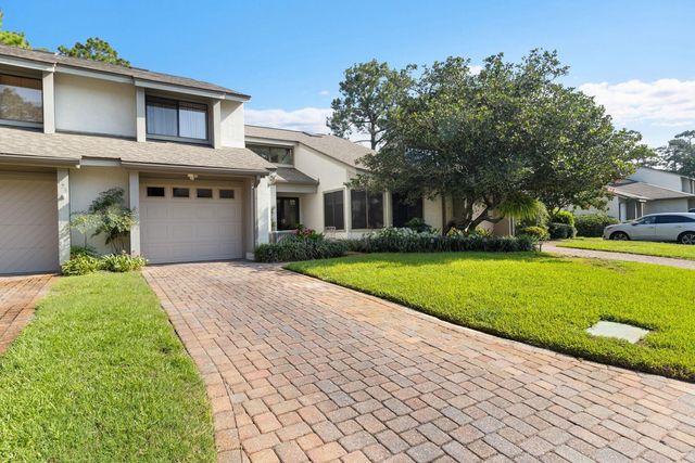 151 Gleneagles Drive, Niceville, FL 32578