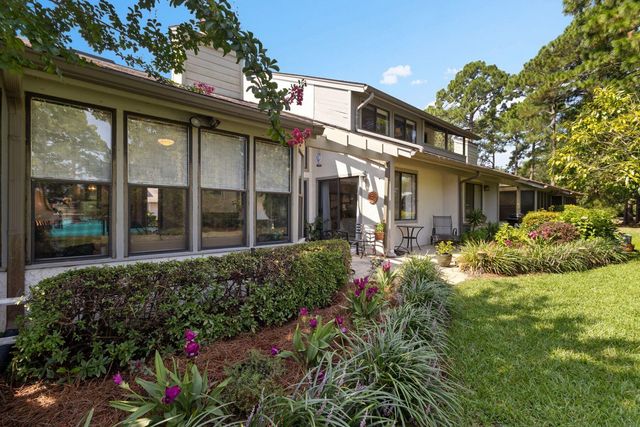 151 Gleneagles Drive, Niceville, FL 32578