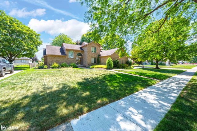 4418 Bayleaf Drive, Sterling Heights, MI 48314
