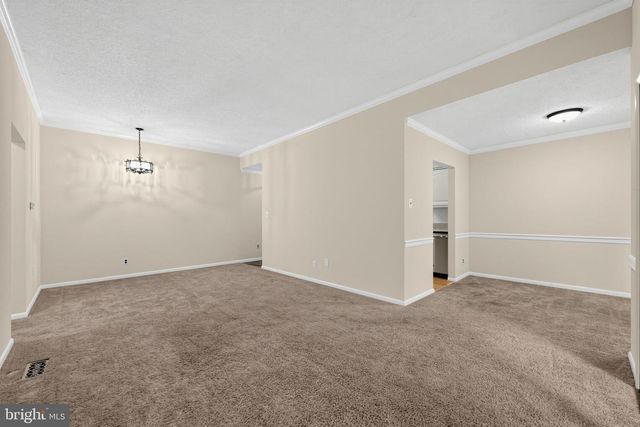 300 UXBRIDGE DR, Cherry Hill, NJ 08034