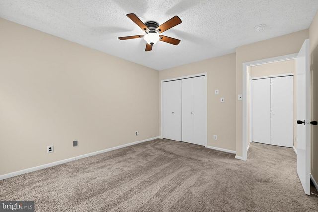 300 UXBRIDGE DR, Cherry Hill, NJ 08034