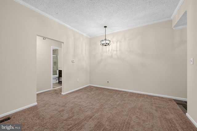 300 UXBRIDGE DR, Cherry Hill, NJ 08034