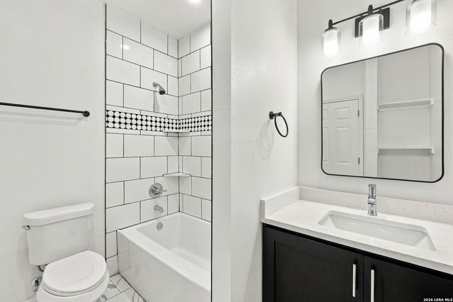 818 S Mel Waiters, San Antonio, TX 78203