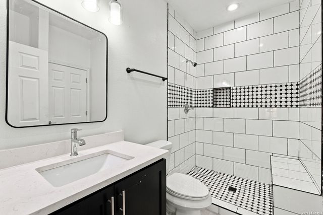 818 S Mel Waiters, San Antonio, TX 78203