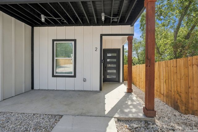 818 S Mel Waiters, San Antonio, TX 78203
