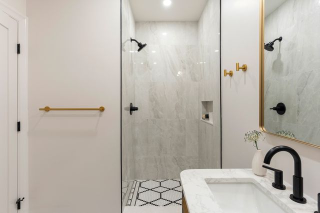 75 Lubec 2, Boston, MA 02128
