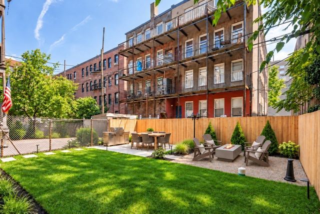 75 Lubec 2, Boston, MA 02128