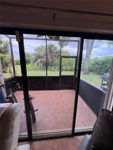 8905 NW 38th Dr 4, Coral Springs, FL 33065