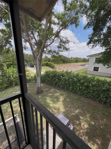 8905 NW 38th Dr 4, Coral Springs, FL 33065