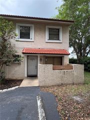 8905 NW 38th Dr 4, Coral Springs, FL 33065