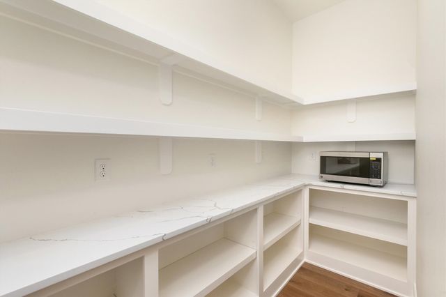 1350 SE Menlo Drive, Waukee, IA 50263