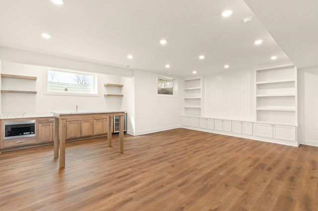 1350 SE Menlo Drive, Waukee, IA 50263