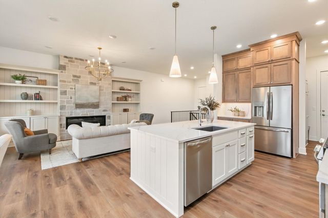 1350 SE Menlo Drive, Waukee, IA 50263