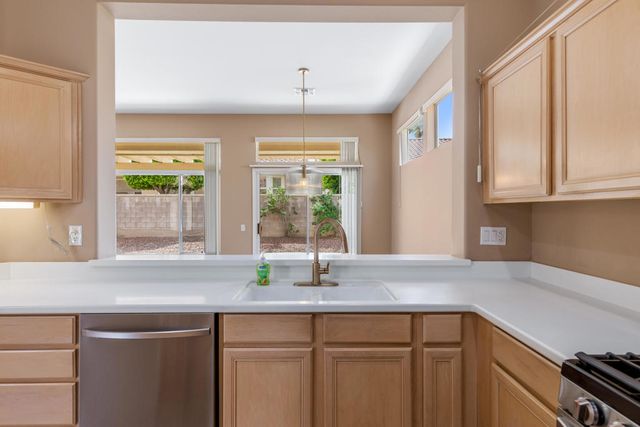 78745 Platinum Drive, Palm Desert, CA 92211