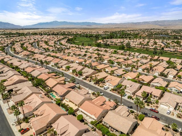 78745 Platinum Drive, Palm Desert, CA 92211