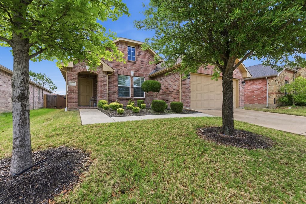 1417 Lone Pine Drive, Little Elm, TX 75068 — photo 2