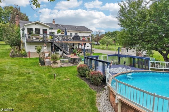 7 Weavers Ln, Readington Twp., NJ 08889
