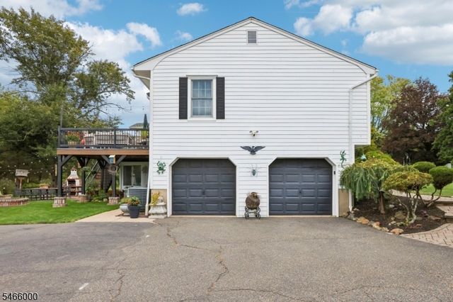7 Weavers Ln, Readington Twp., NJ 08889