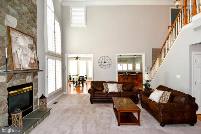 14093 BURNLEY GLEN CT, Haymarket, VA 20169