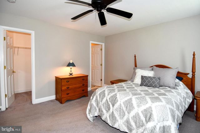 14093 BURNLEY GLEN CT, Haymarket, VA 20169