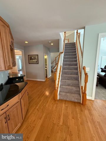 14093 BURNLEY GLEN CT, Haymarket, VA 20169