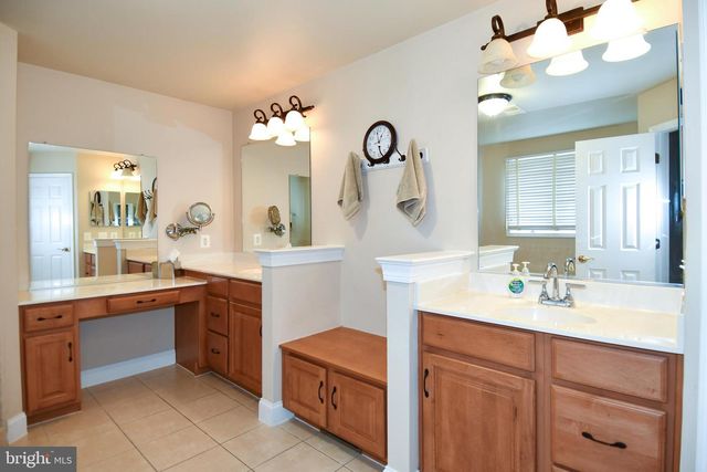 14093 BURNLEY GLEN CT, Haymarket, VA 20169